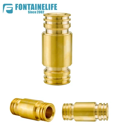 Connecteur de tuyaux en laiton